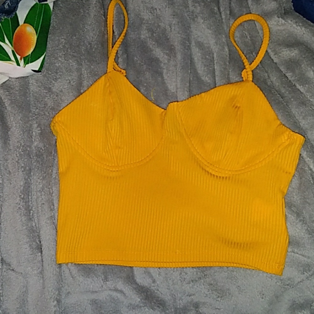 Yellow cropped tank